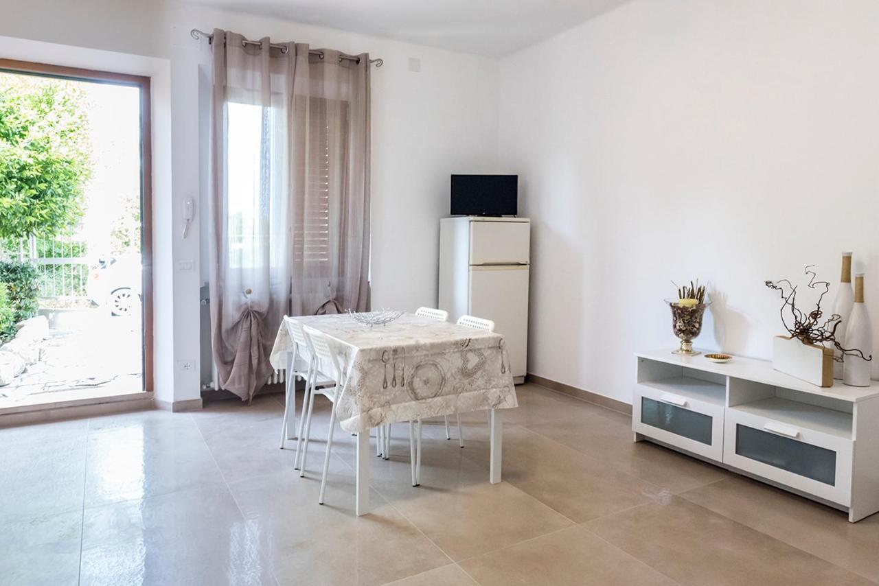 A30 - Poggio, Nuovo Bilocale Con Giardino Apartamento Poggio  Exterior foto